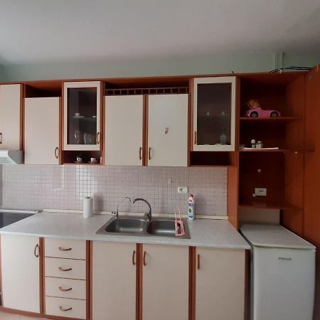 Ema'S Apartment Дуррес Экстерьер фото